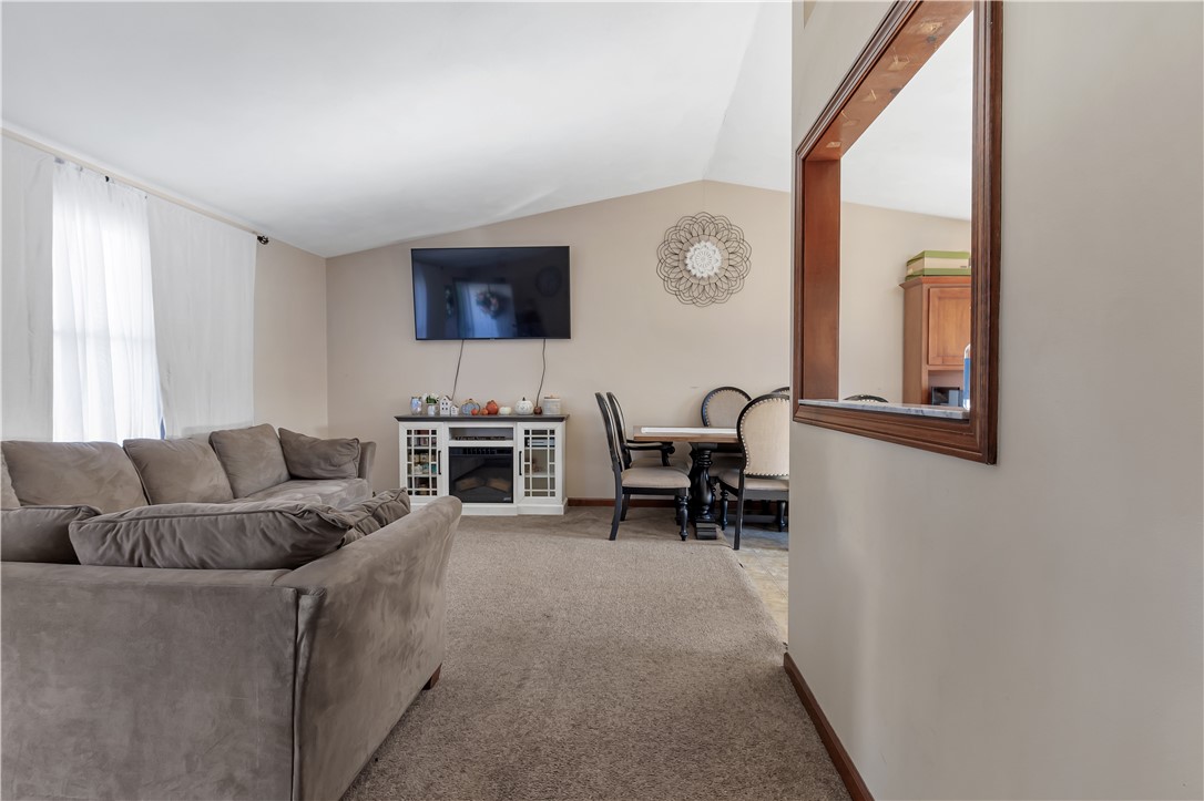 210 Pinegrove Avenue