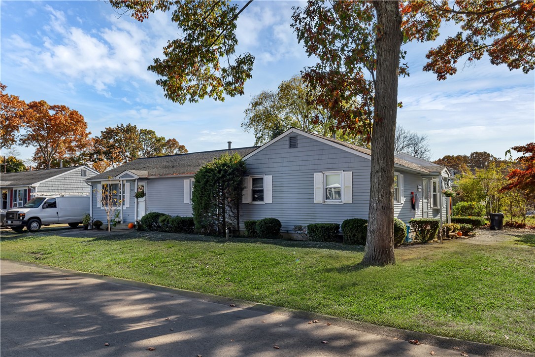 210 Pinegrove Avenue