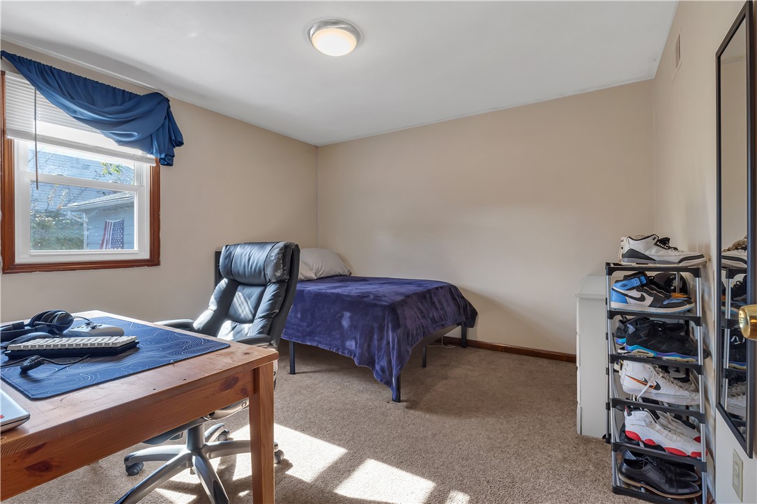 210 Pinegrove Avenue