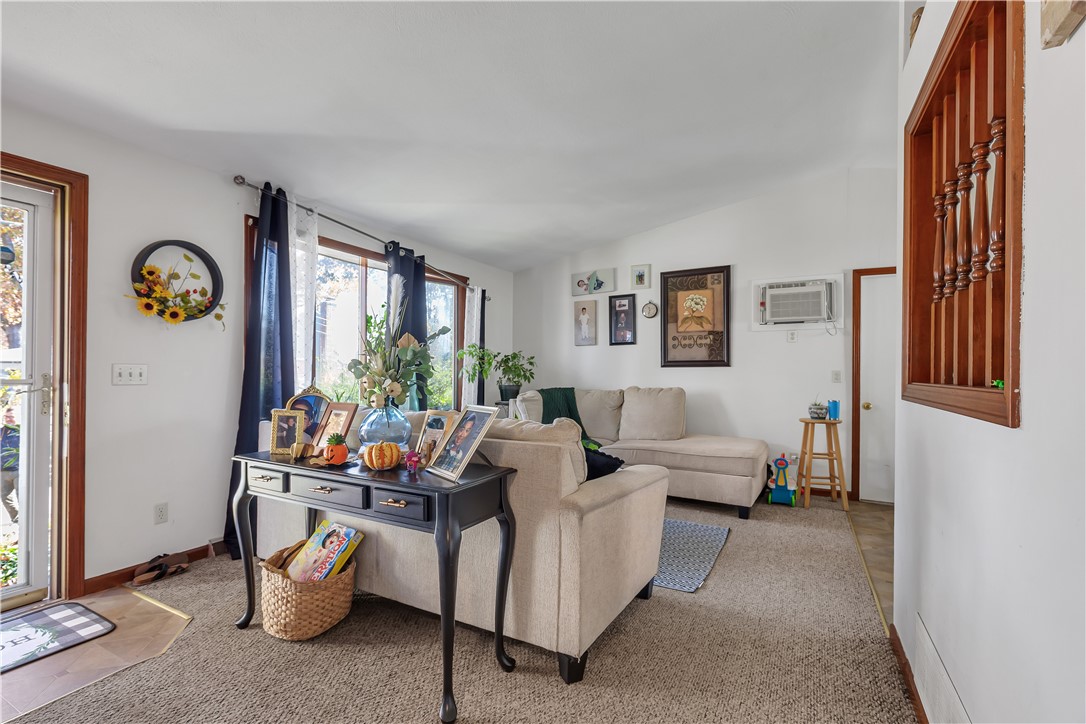 210 Pinegrove Avenue