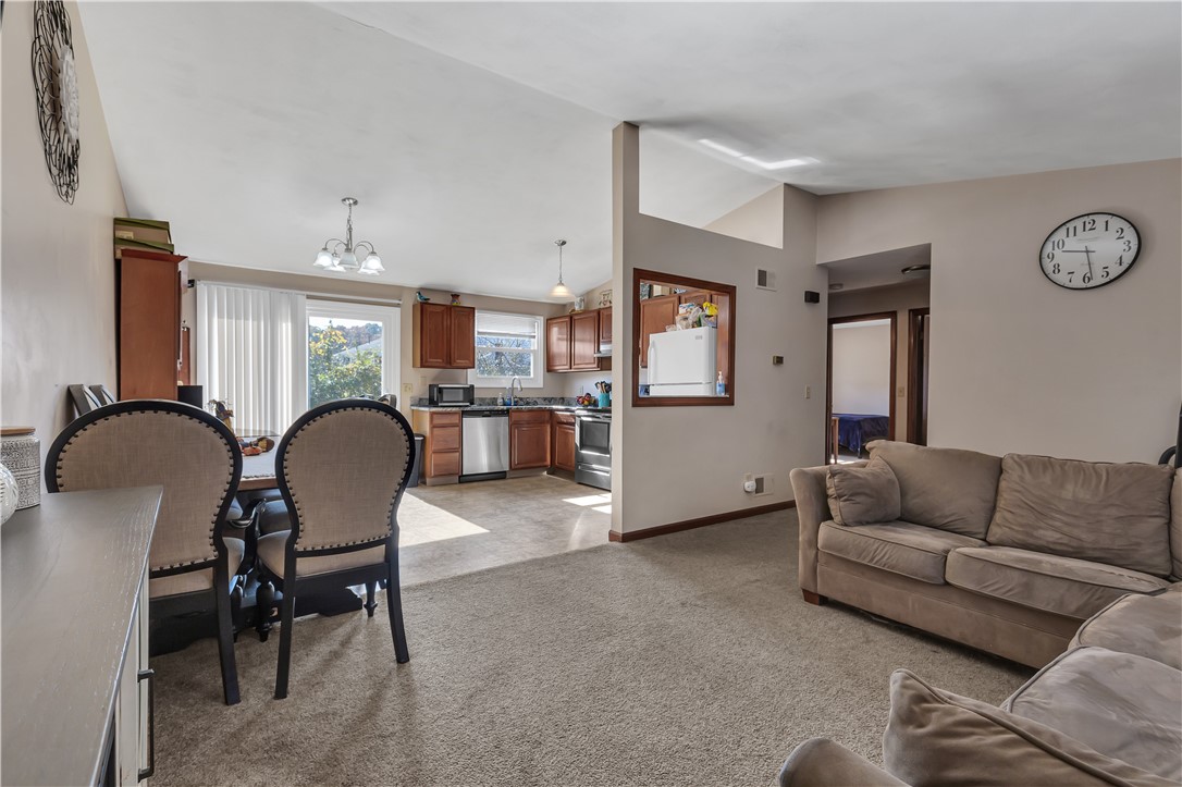 210 Pinegrove Avenue