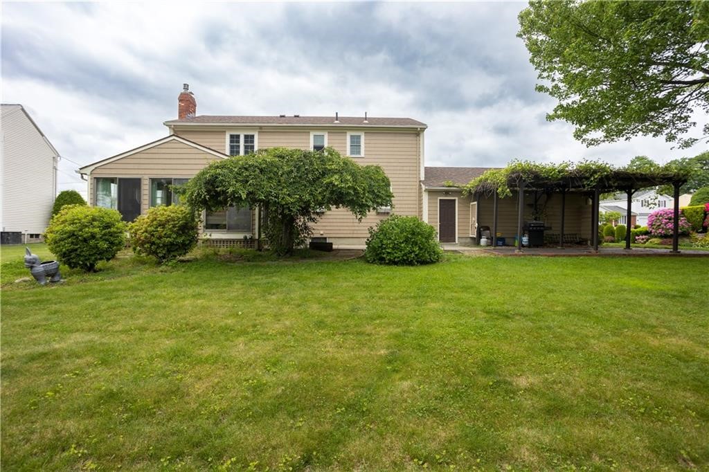 24 Carriage Way