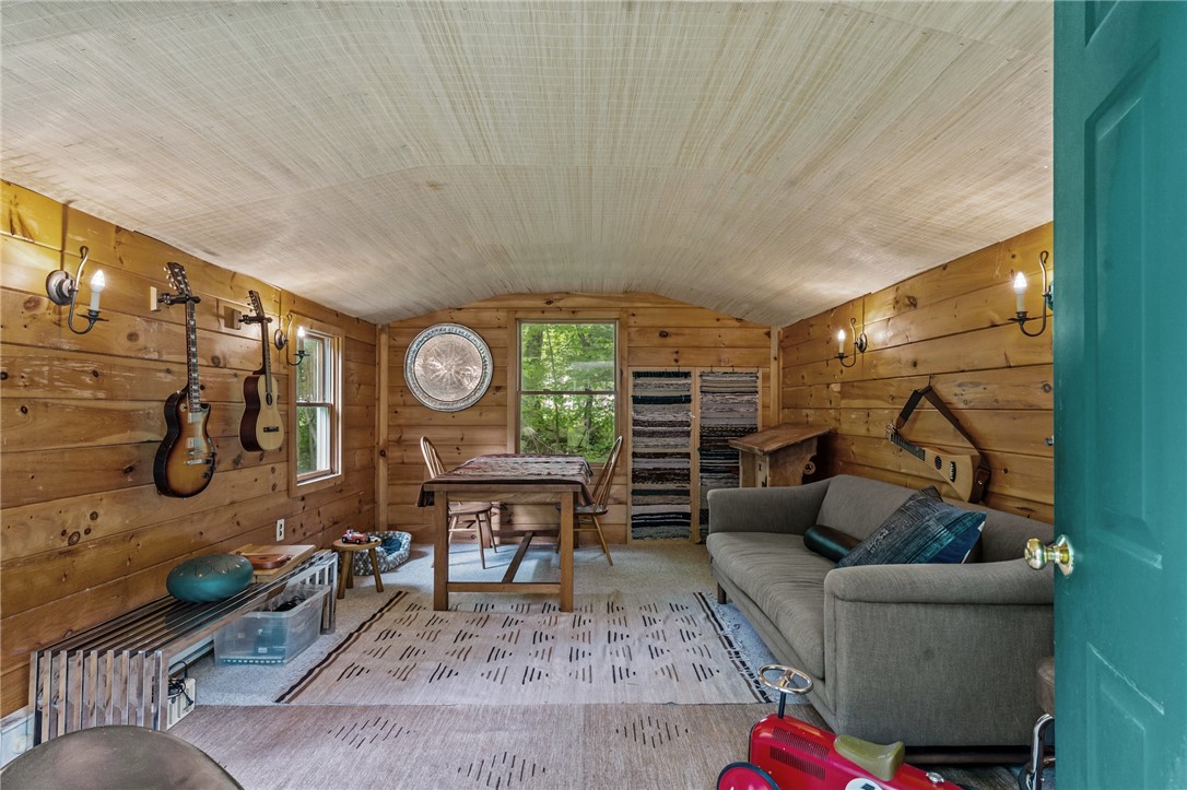 254 South Pierce Road