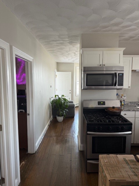 1043 Mineral Spring Avenue 3