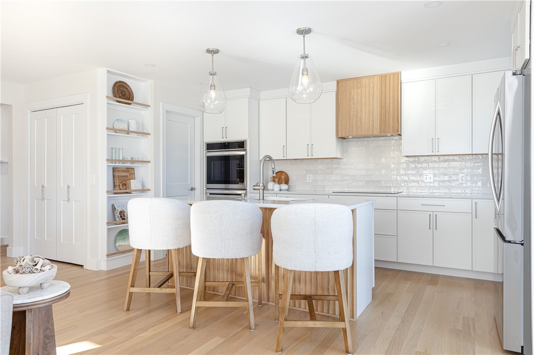 10 Mount Hope Avenue