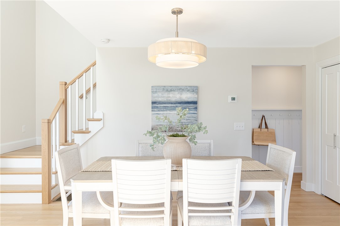 10 Mount Hope Avenue