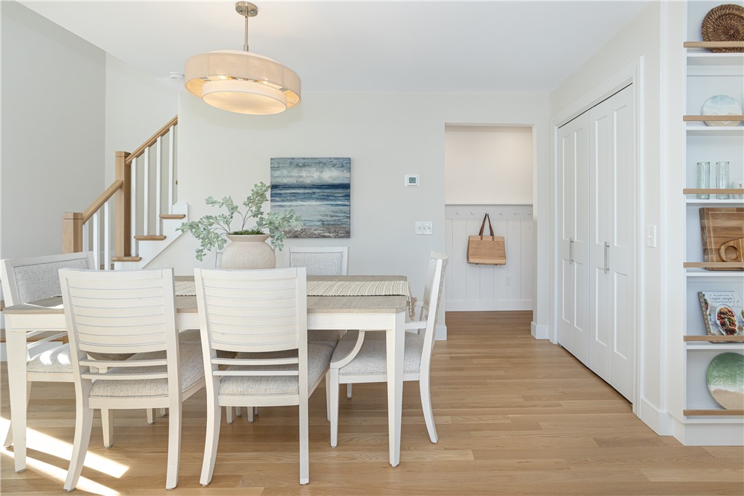 10 Mount Hope Avenue