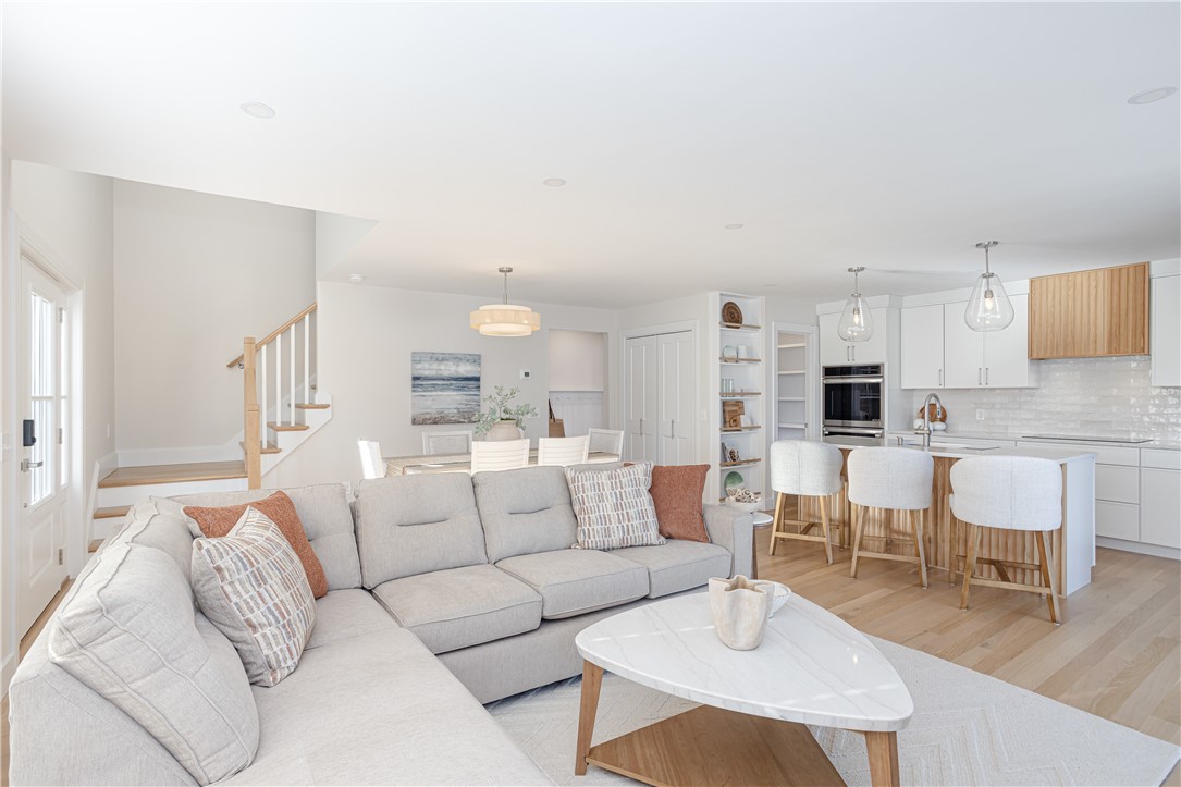 10 Mount Hope Avenue