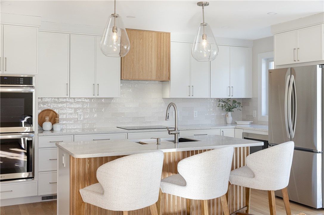 10 Mount Hope Avenue