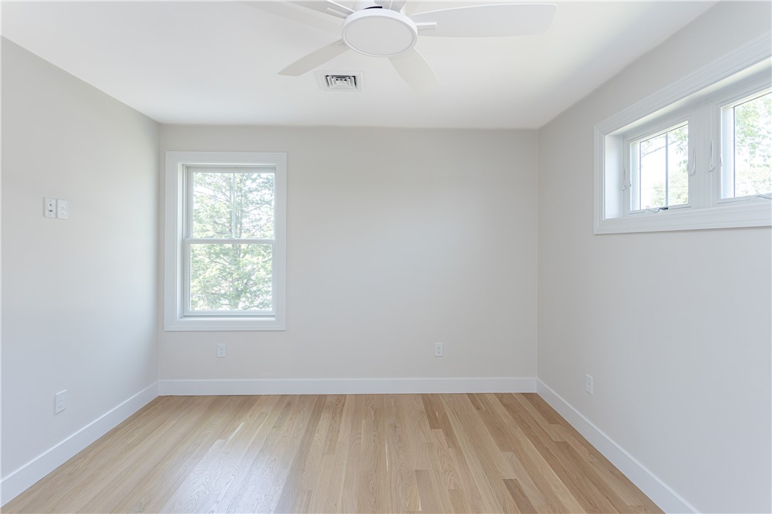 10 Mount Hope Avenue