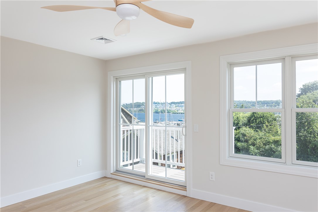 10 Mount Hope Avenue