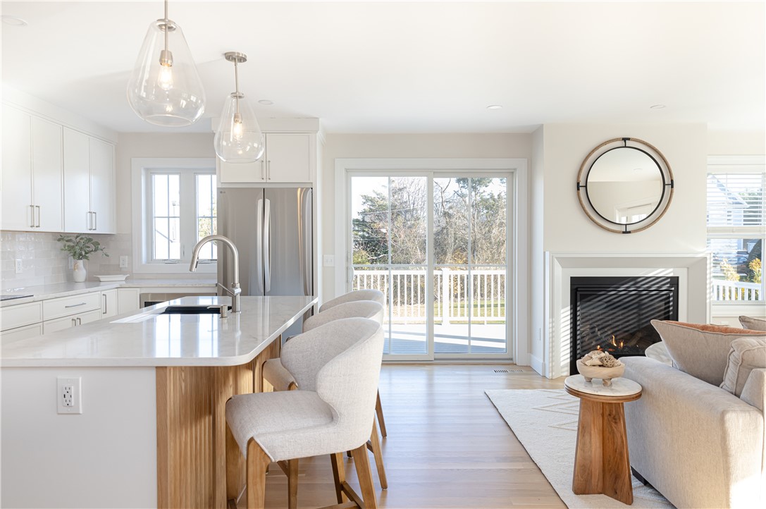 10 Mount Hope Avenue