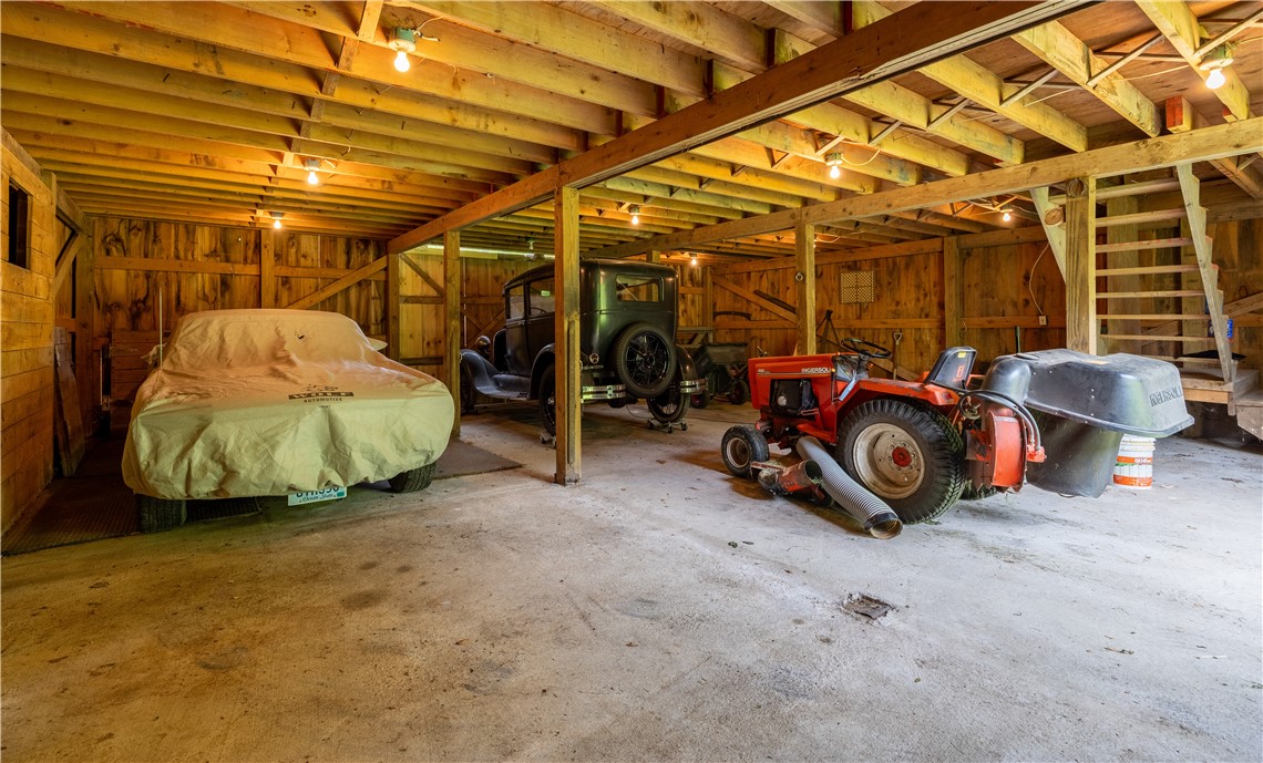 1846 East Wallum lake Road