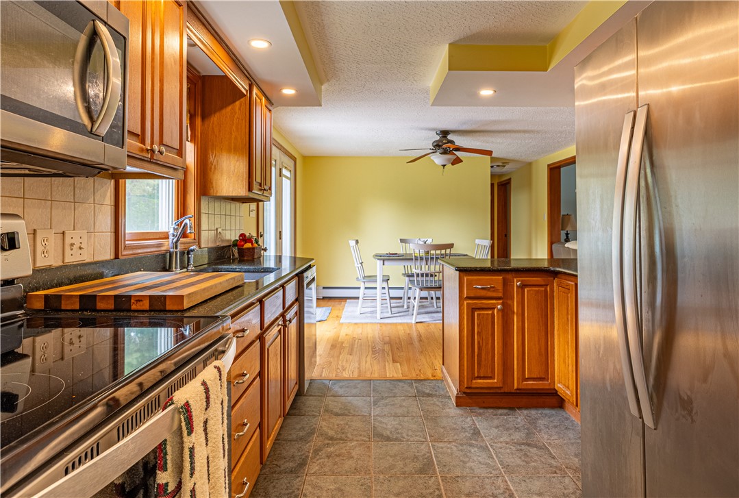 1846 East Wallum lake Road