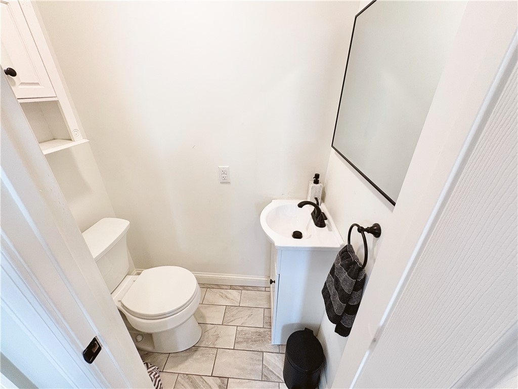 1058 Smithfield Avenue