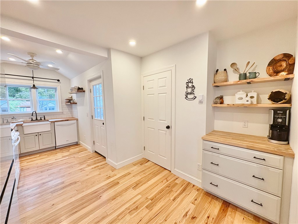 1058 Smithfield Avenue