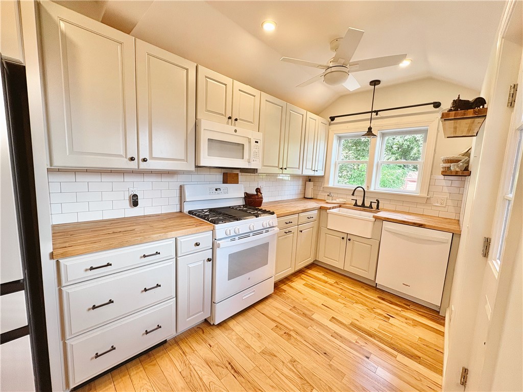 1058 Smithfield Avenue