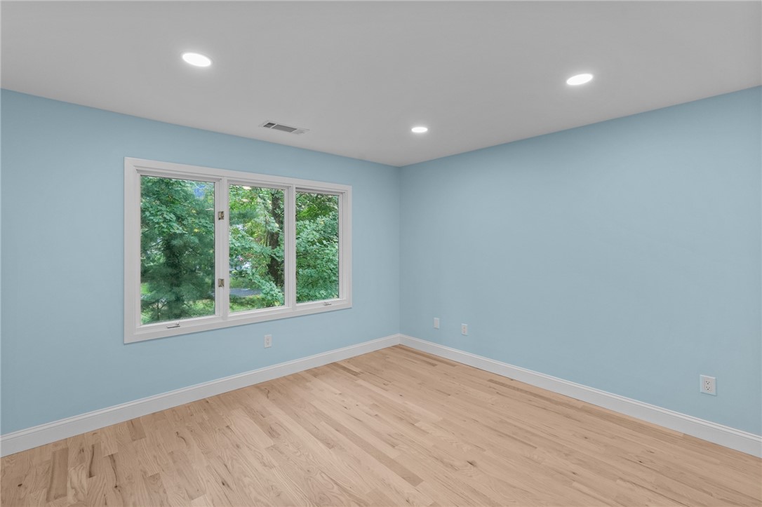 35 Bagy Wrinkle Cove