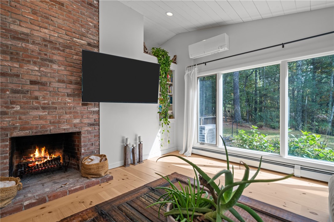 33 Slavin Path