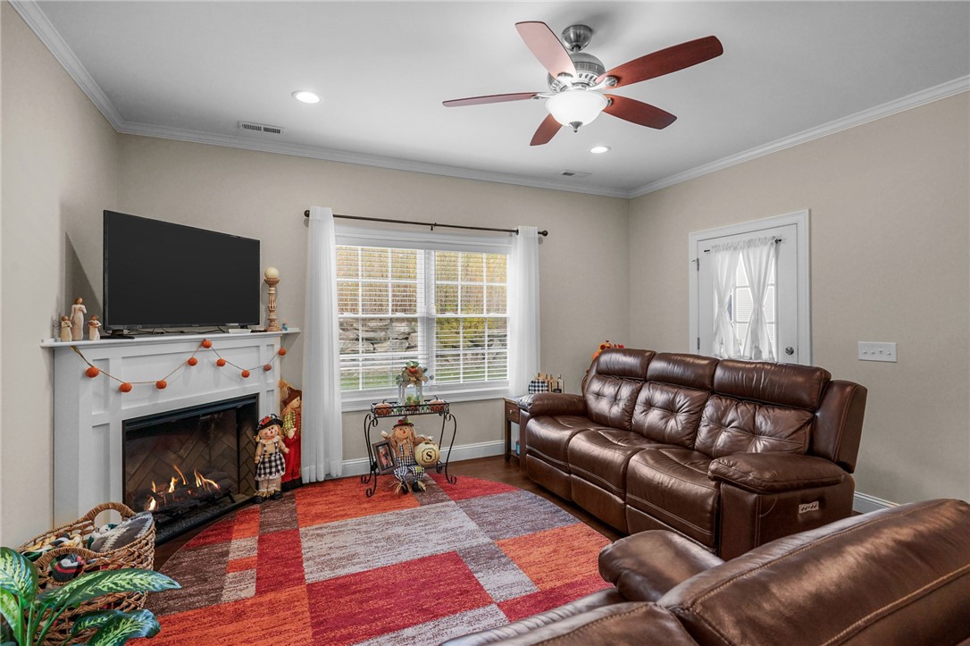 550 Wakefield Street 3