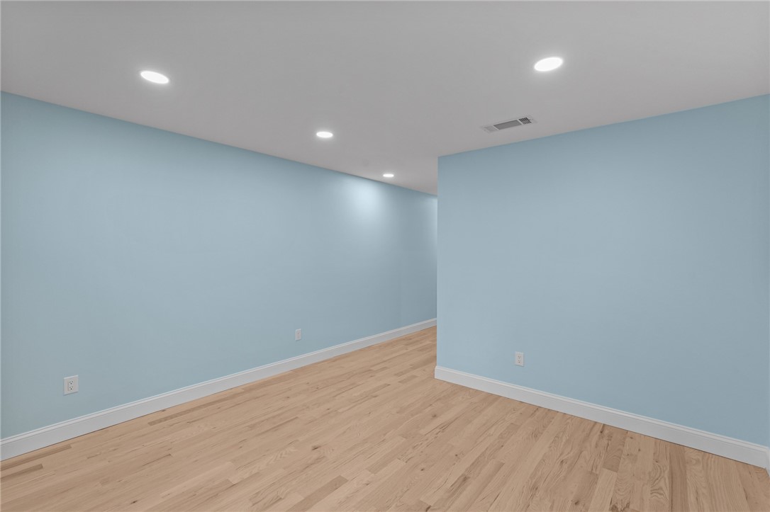 35 Bagy Wrinkle Cove