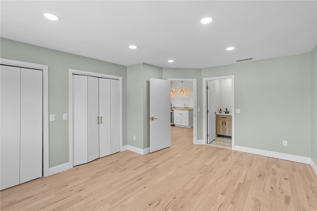 35 Bagy Wrinkle Cove