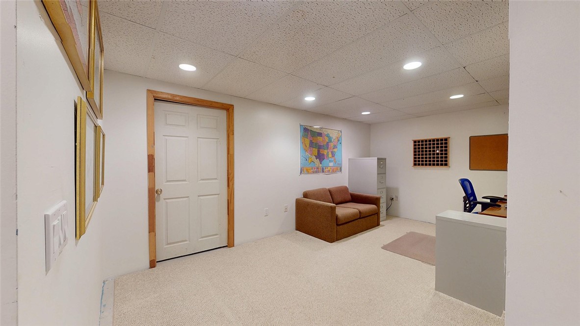 24 Ridge Crest Lane