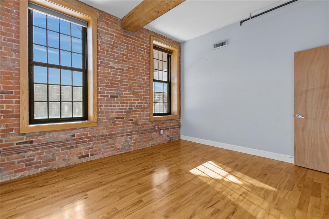 75 Eagle Street 2G