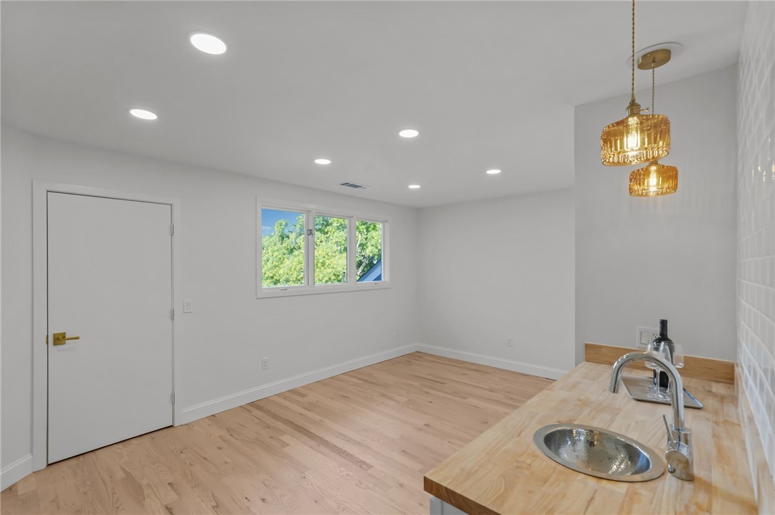 35 Bagy Wrinkle Cove