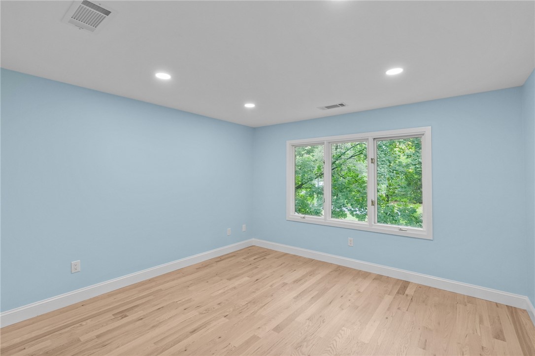 35 Bagy Wrinkle Cove