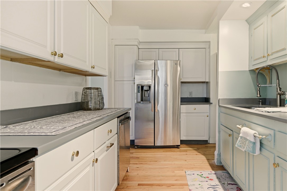 39 Powel Avenue 1