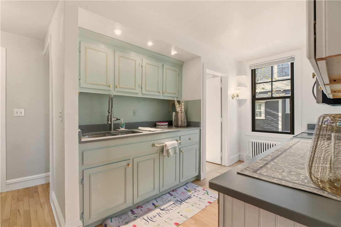 39 Powel Avenue 1