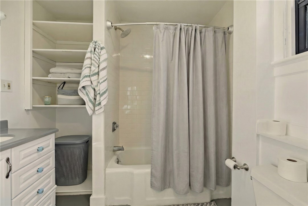 39 Powel Avenue 1
