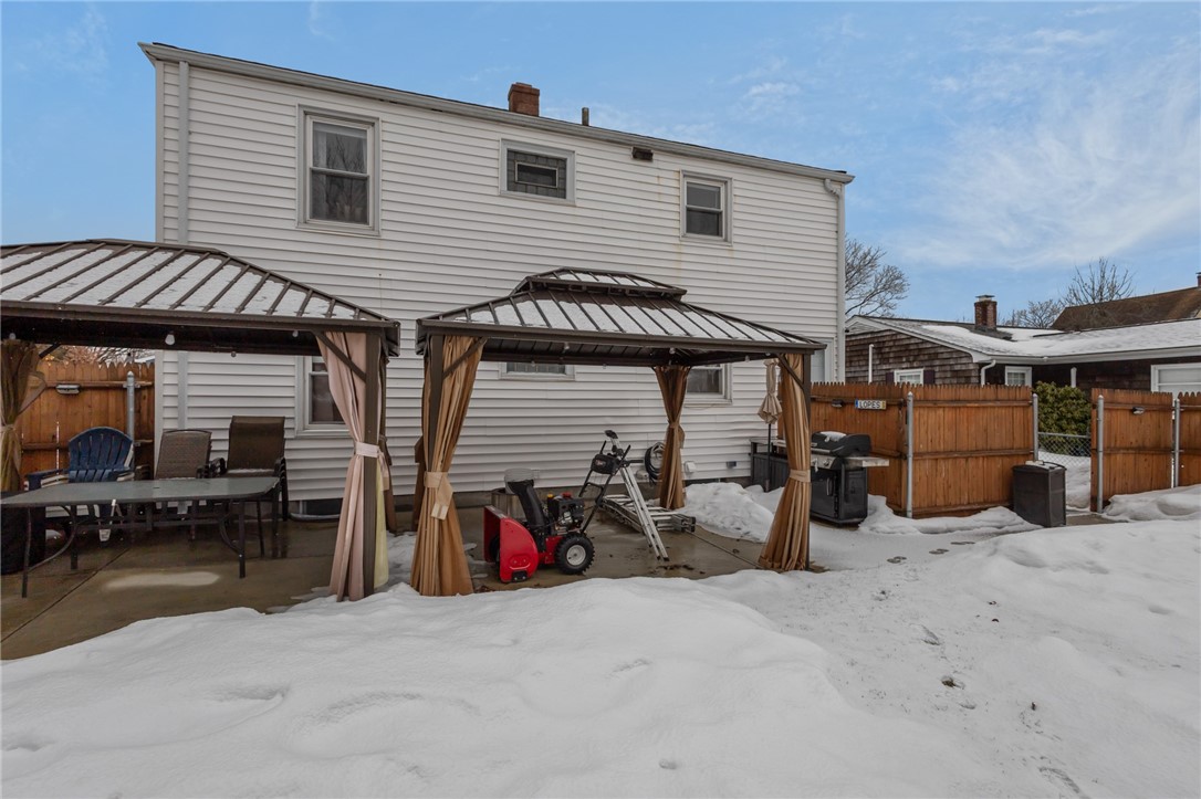 386 Mendon Avenue