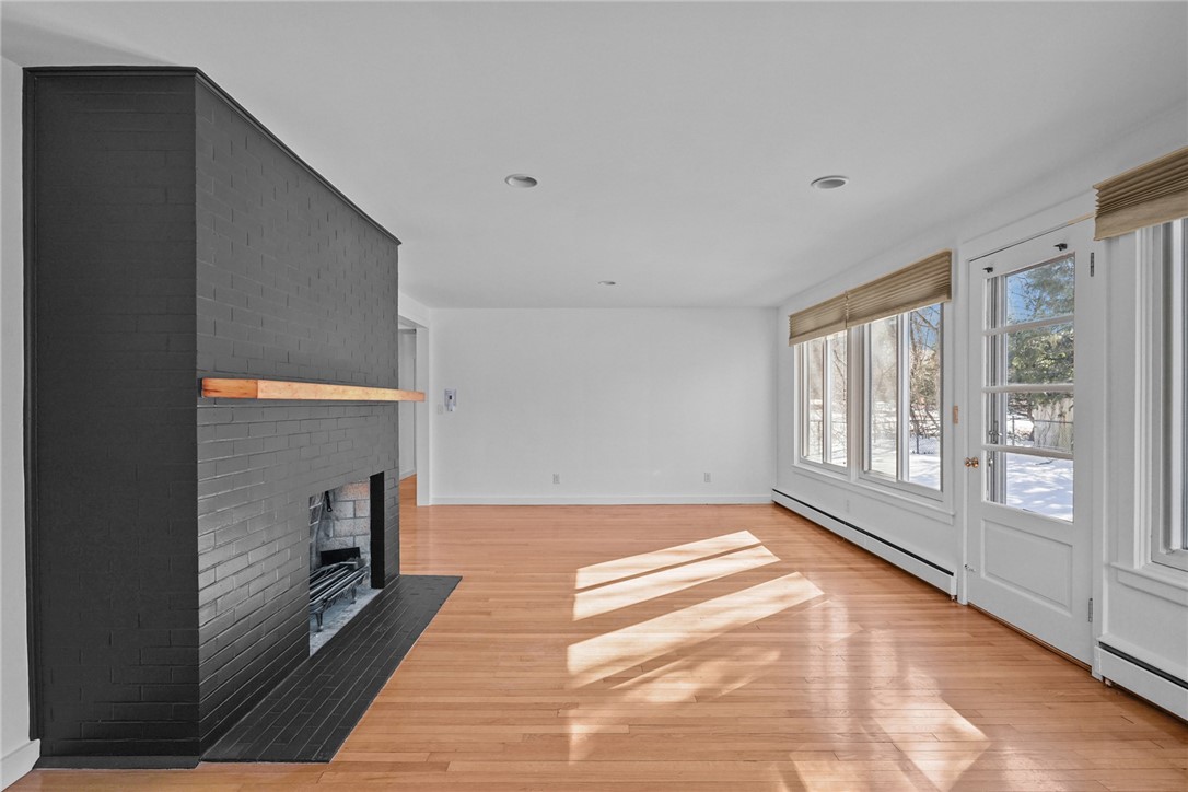 6 Conway Drive