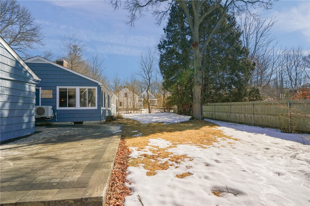 6 Conway Drive