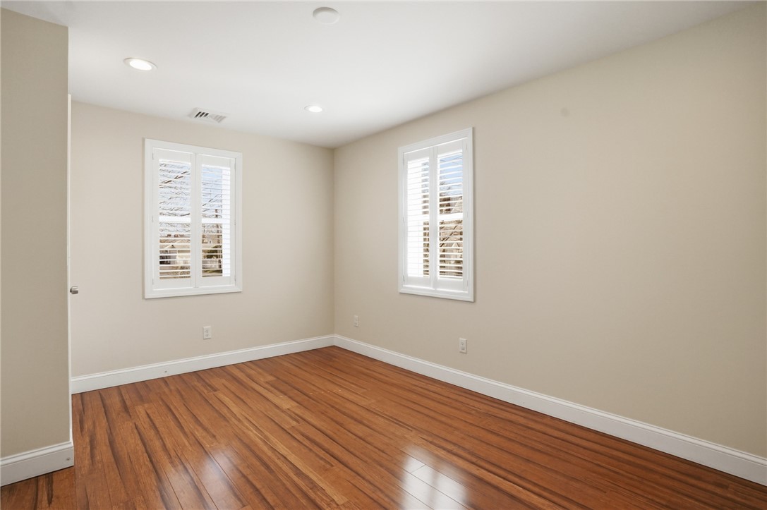 77 Walnut Street