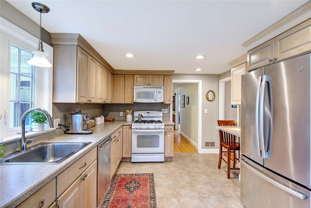 25 Belton Drive