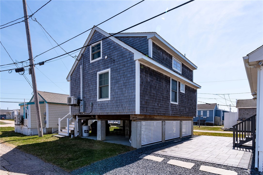 240 Cards Pond Road