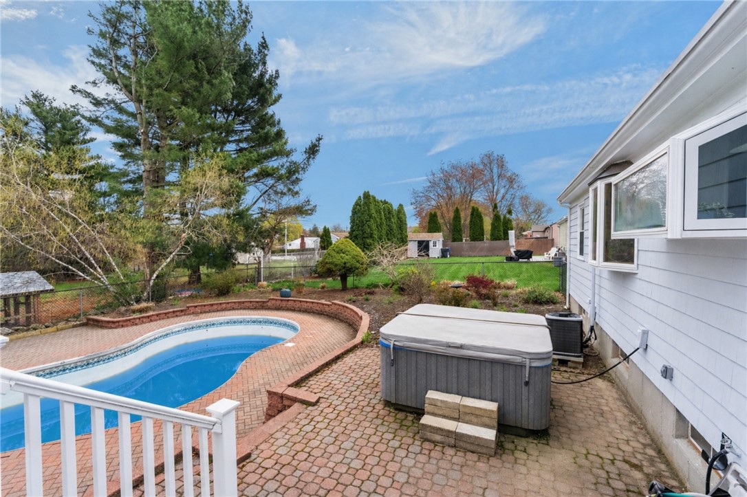 37 Carlson Circle