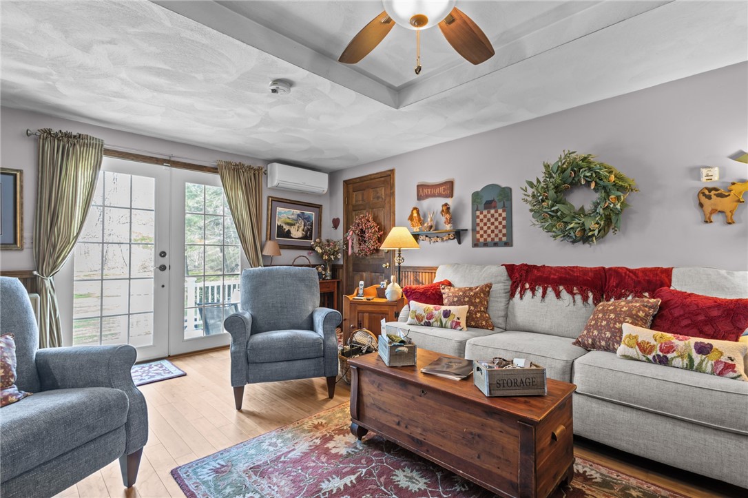 18 Sweetwater Drive