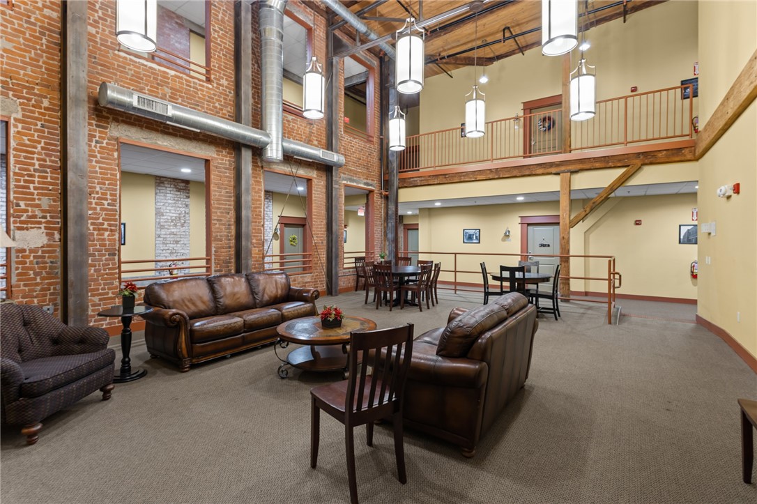 99 Allen Street 105