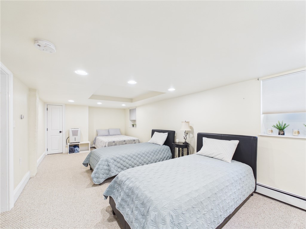 15 Narragansett Avenue 1