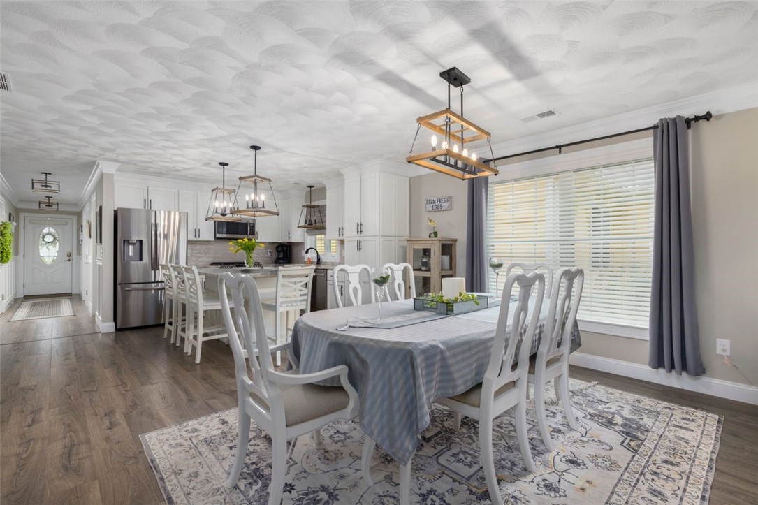 22 River's Edge Drive