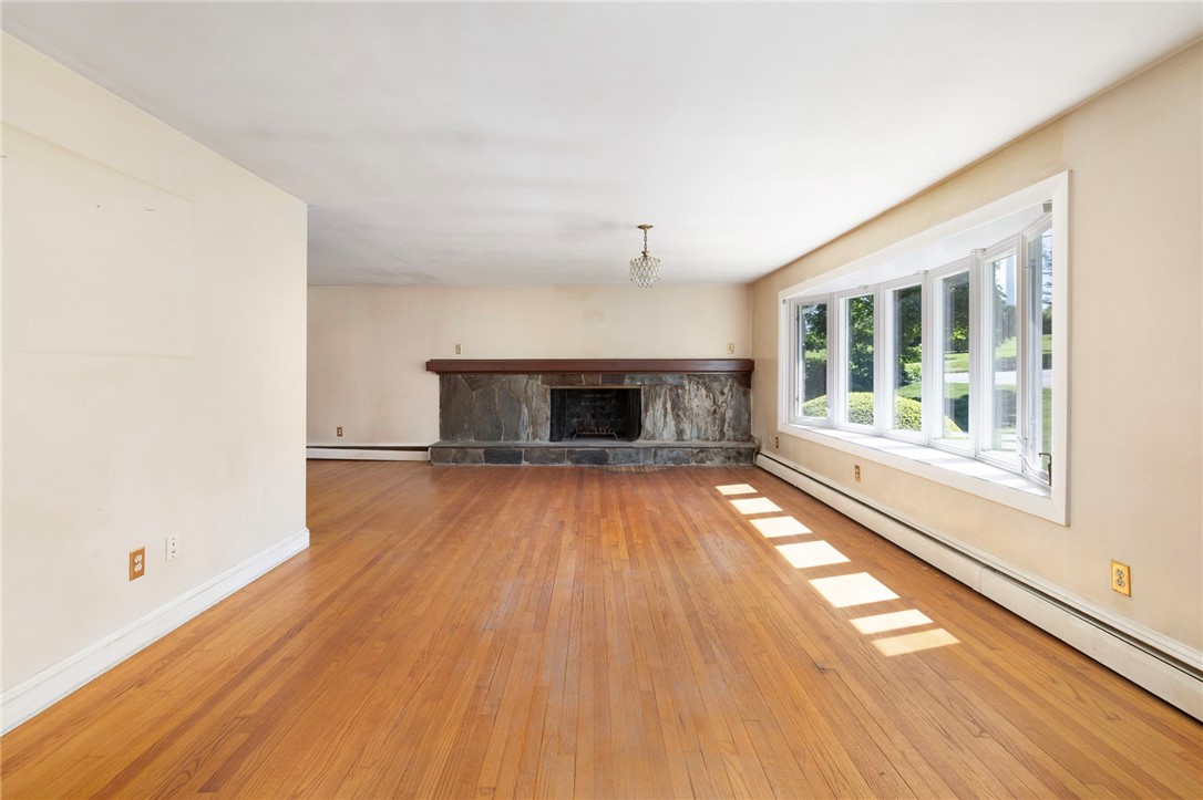 7 Westwood Drive