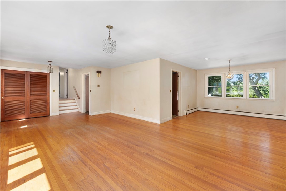 7 Westwood Drive