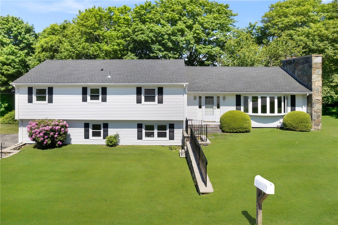 7 Westwood Drive
