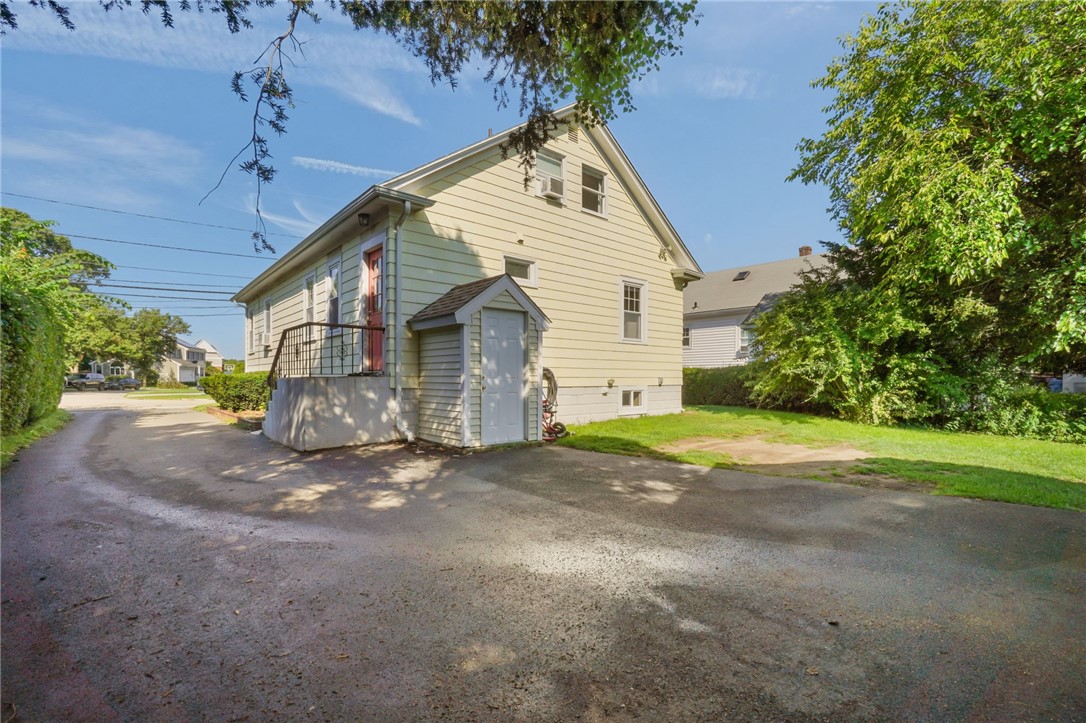 520 Middle Highway