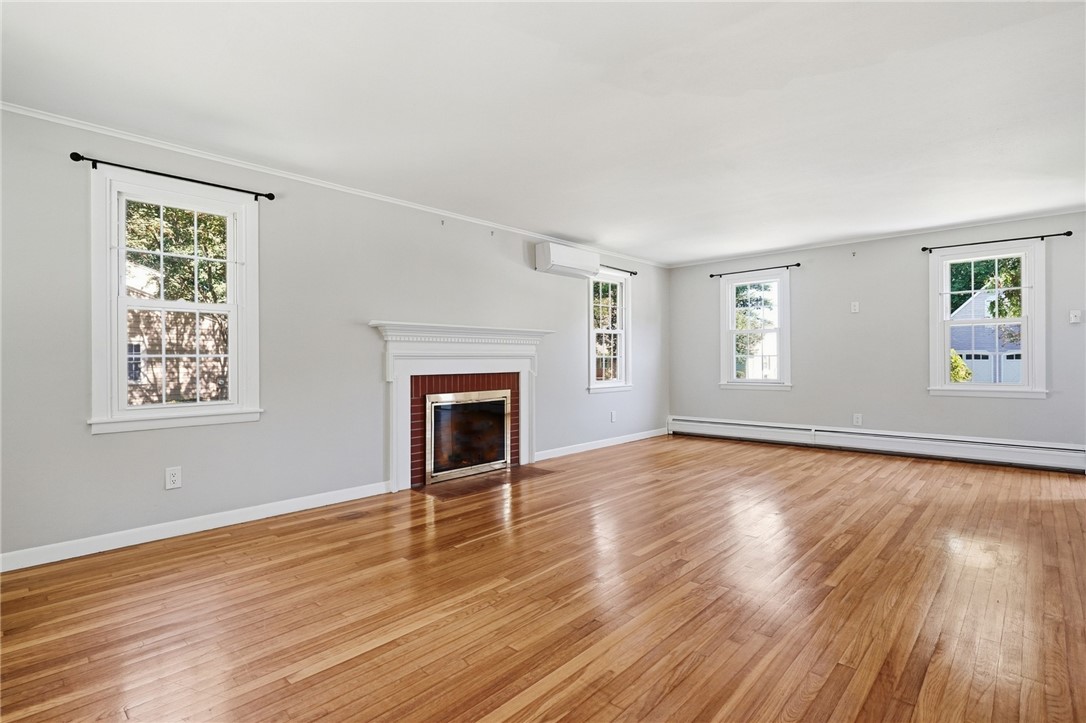 22 Carriage Drive