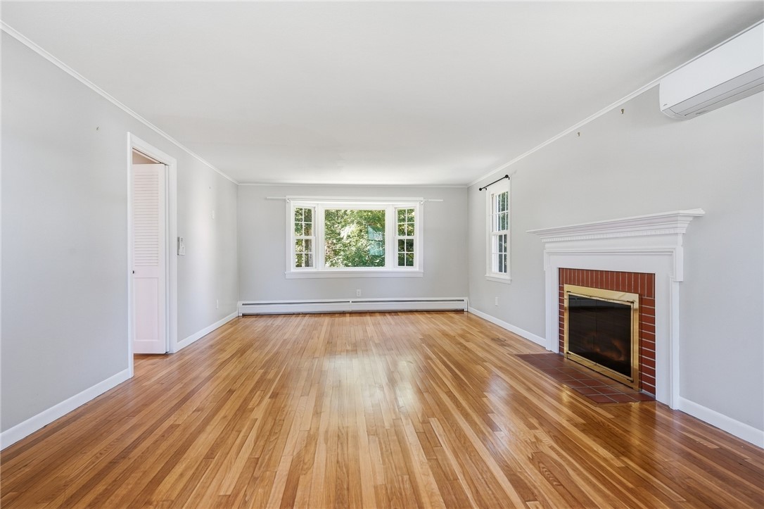 22 Carriage Drive
